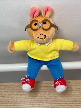 Vintage 1999 Arthur Plush Doll Yellow Sweater Glasses Red Shoes - 7 Inch